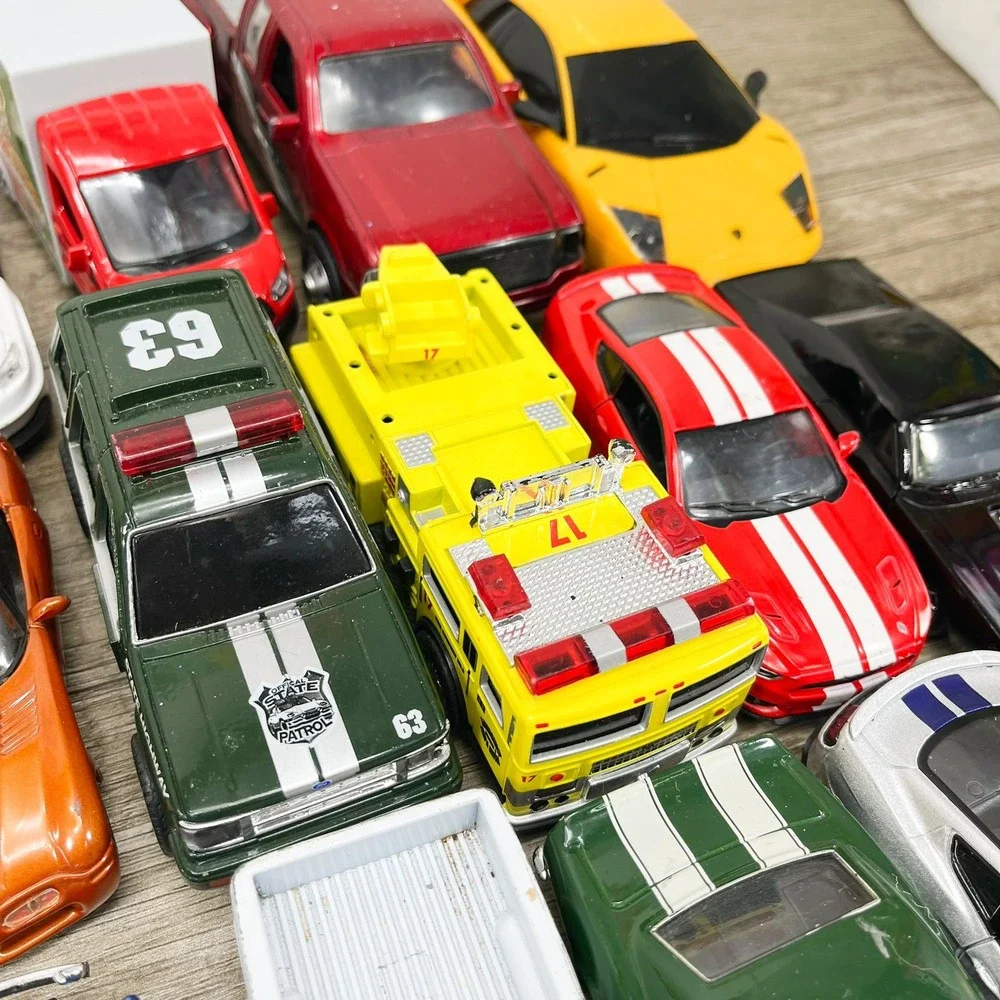 Mixed Diecast Toy Car Lot 37pc VW Beetle Lamborghini Mustang Trucks Racing